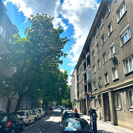 Apartment Helen - Old Town, Ac براتسيلافا المظهر الخارجي الصورة