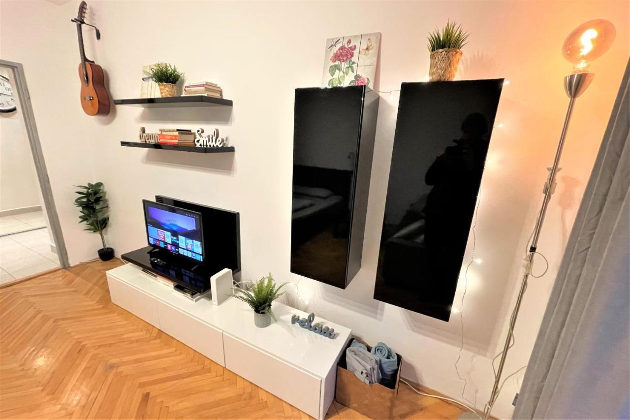 Apartment Helen - Old Town, Ac براتسيلافا المظهر الخارجي الصورة