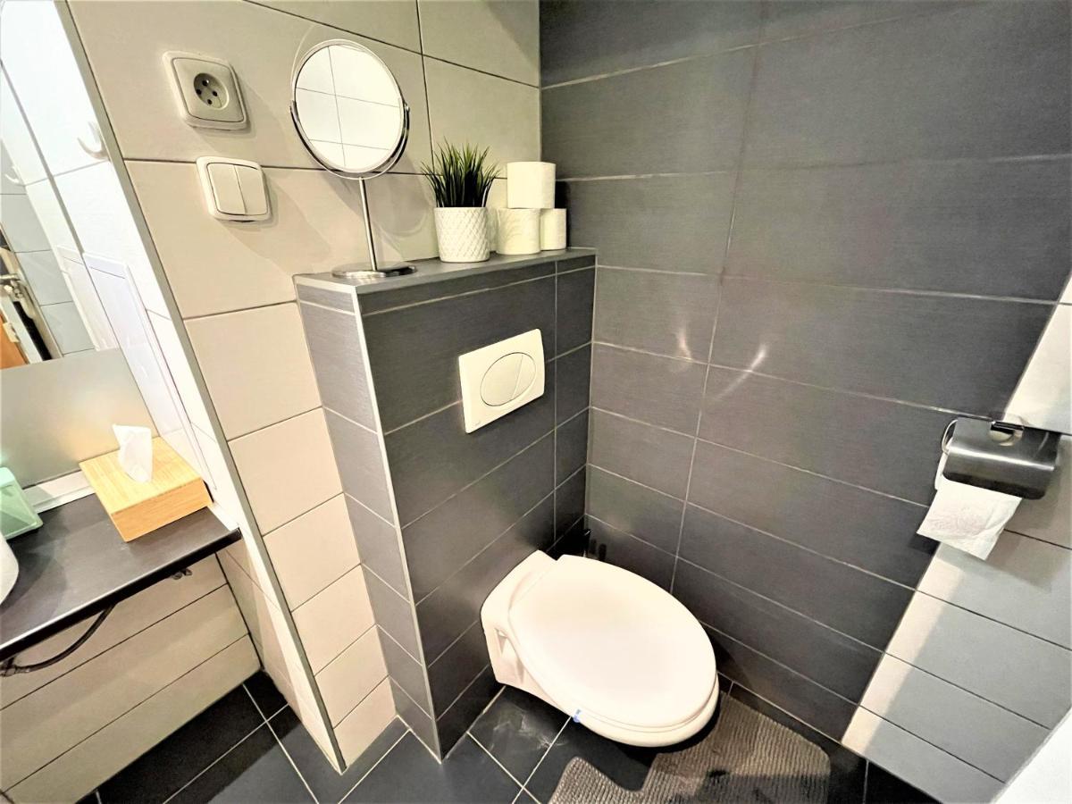 Apartment Helen - Old Town, Ac براتسيلافا المظهر الخارجي الصورة